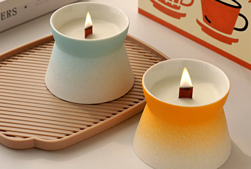 Matte Textured Wooden-Wick Ceramic Jar Candle